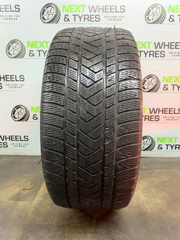 1x 275 40 21 (275/40 R21)Pirelli Scorpion M&S 107V *4.3MM* Porsche Approved tyre