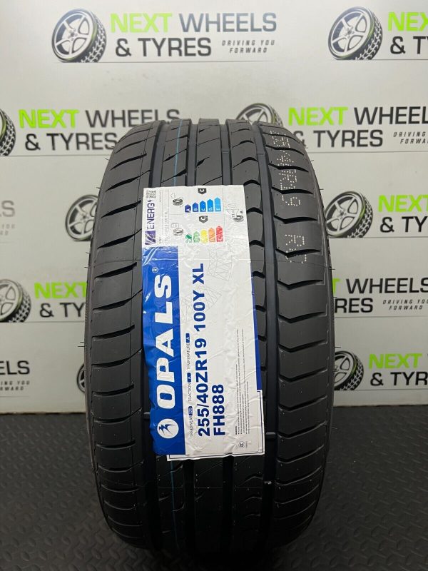 X1 255 40 19 255/40ZR19 100Y XL M+S OPALS FH888 NEW TYRE AMAZING C C RATING!