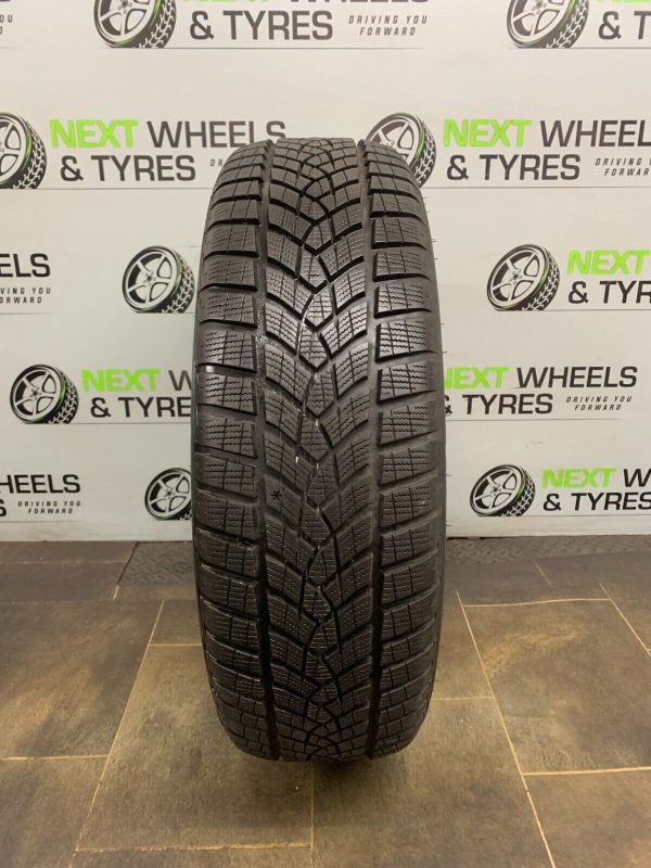 1x 195 55 20 Tyre (195/55 R20) Goodyear UltraGrip 95H 7.4MM M+S Tyre*