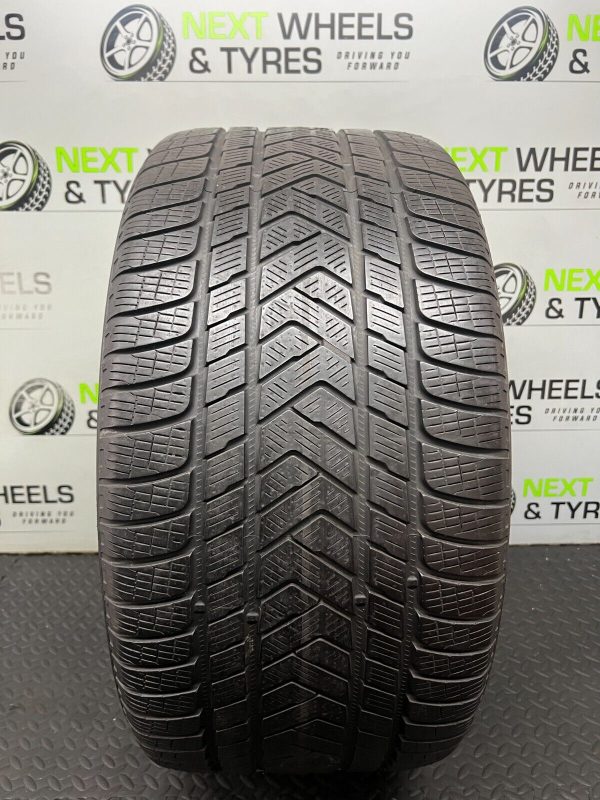 305 35 21 Tyre (305/35 R21) 109V Pirelli Scorpion Winter **5.8MM!**