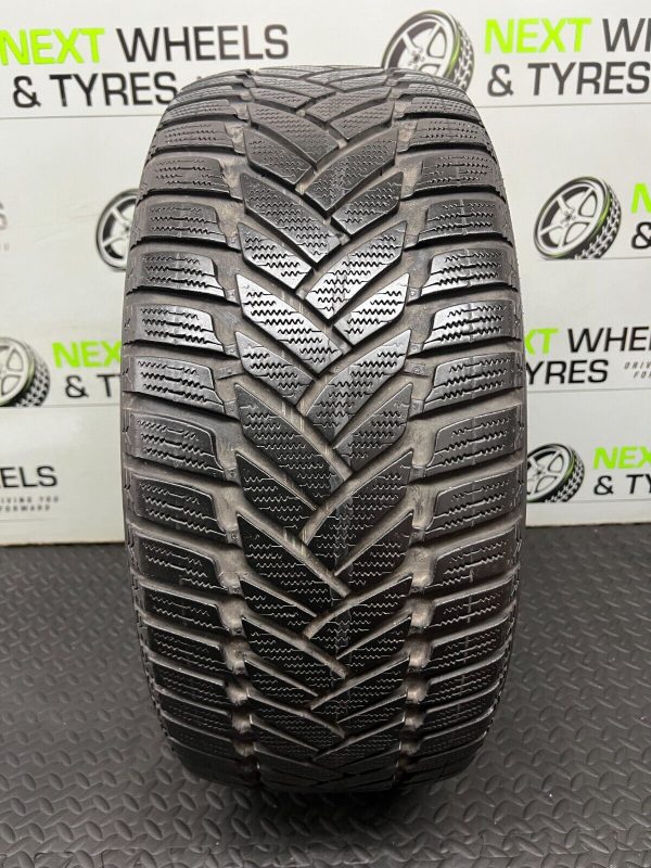 245 40 19 Tyre (245/40 R19) 98V Dunlop SP Winter Sport M3 XL M+S **7.5MM!**