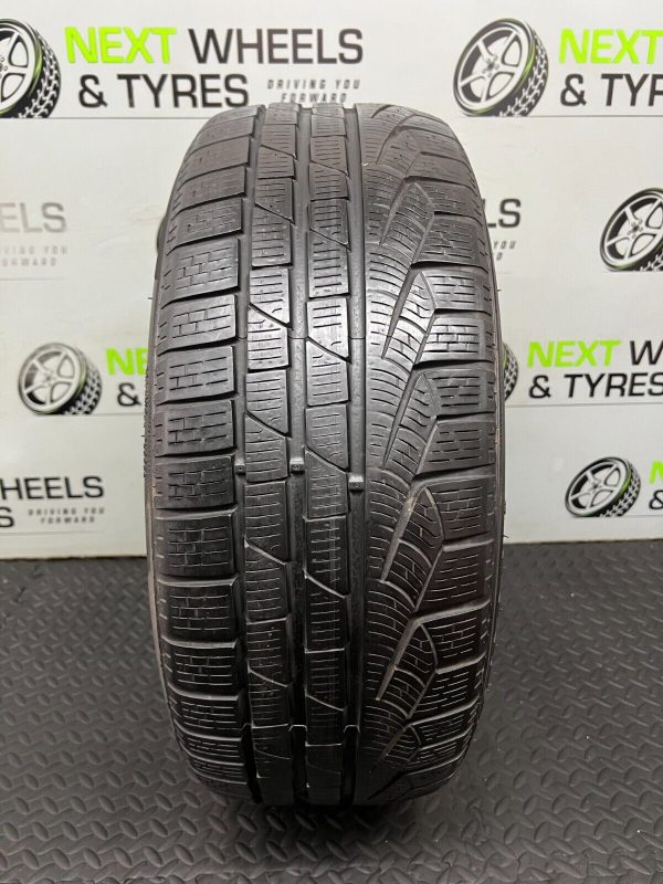 205 55 17 Tyre (205/55 R17) 91V Pirelli Sotto Zero Winter 240 M+S **5.8MM!**