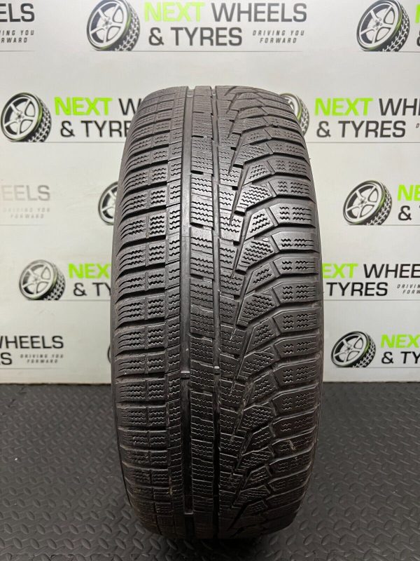 235 65 17 Tyre (235/65 R17) 108V Hankook Winter Cept Evo 2 SUV XL M+S **4.9MM!**