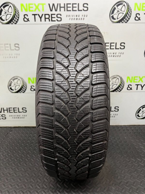 195 55 16 Tyre (195/55 R16) 87H Bridgestone Blizzak LM 32 M+S RSC **6.1MM!**